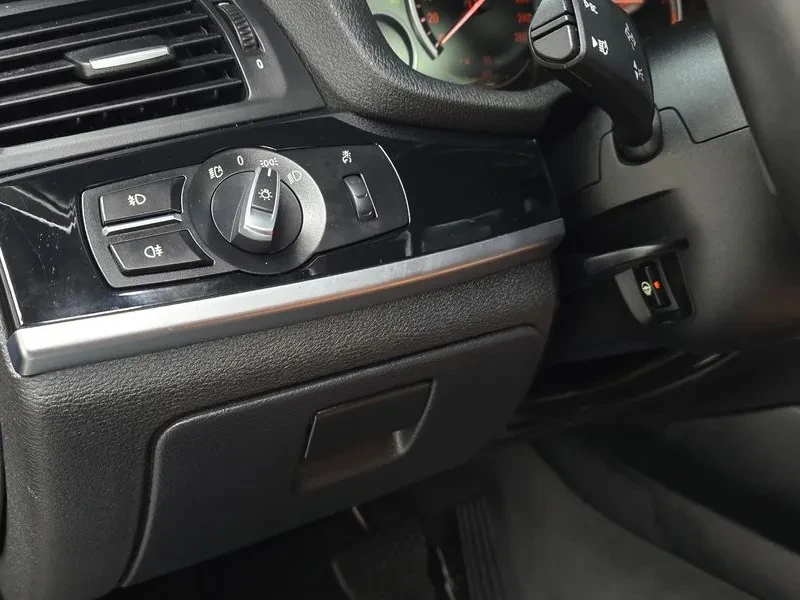 BMW X4 2.0d, снимка 17 - Автомобили и джипове - 54604911