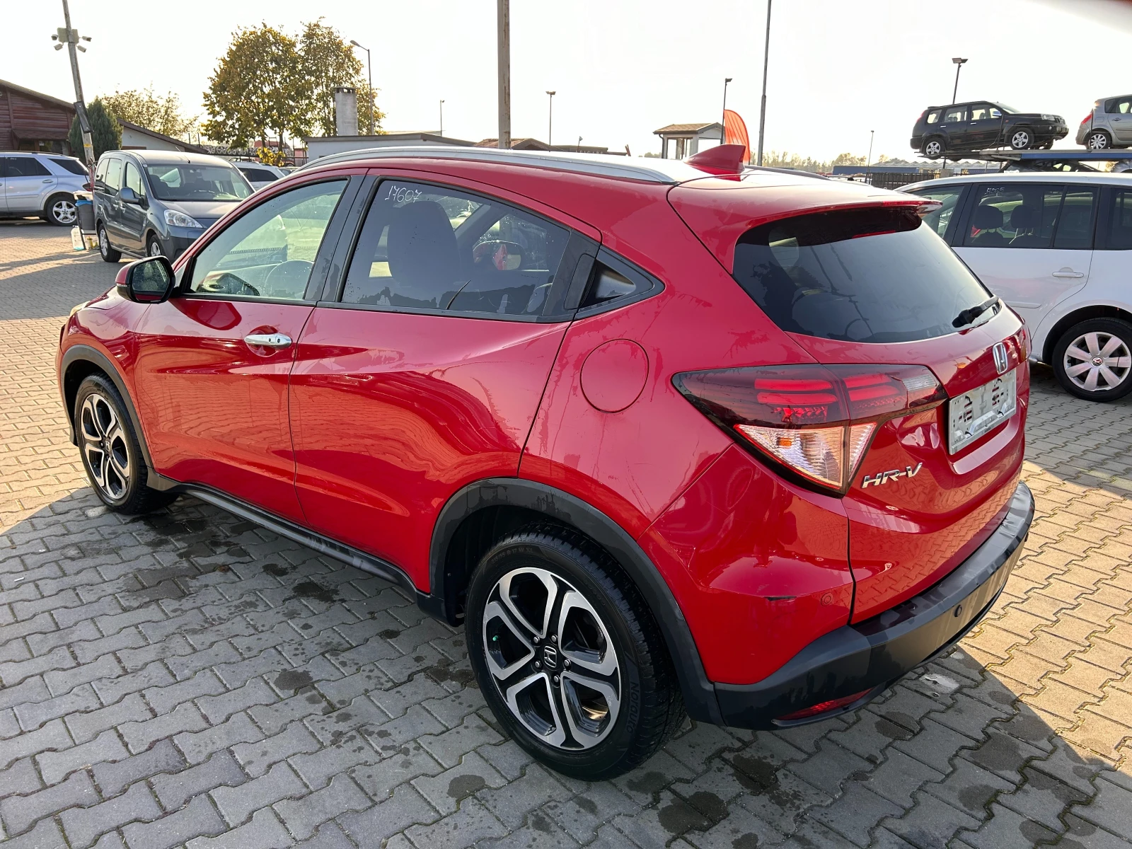 Honda Hr-v 1.6DTEC PANORAMA/NAVI/KOJA/KAMERA  - изображение 8