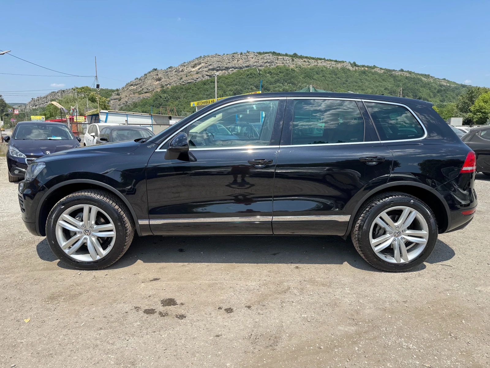 VW Touareg 3.0TDI-V6-НА ПРУЖИНИ-4MOTION-ПАНОРАМА-НАВИ-КОЖА - изображение 3