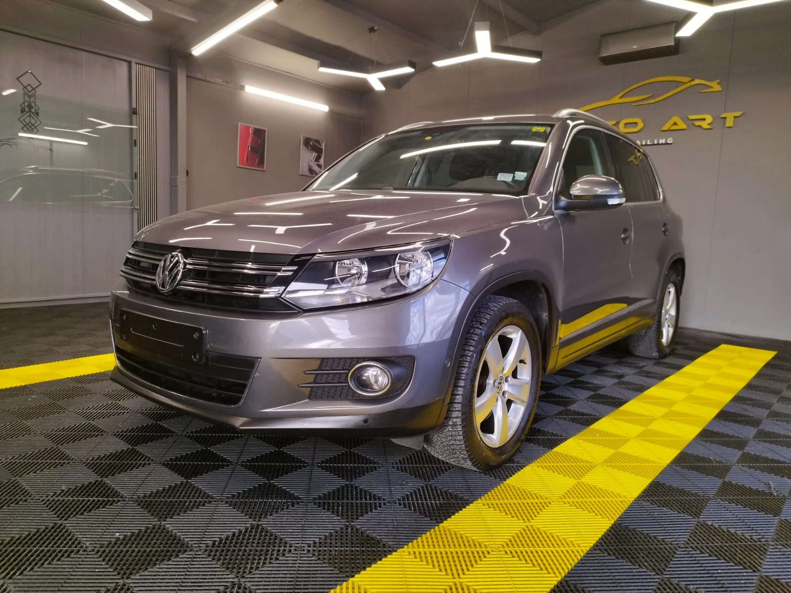 VW Tiguan 2.0TDI | Mobile.bg � ����������� 1