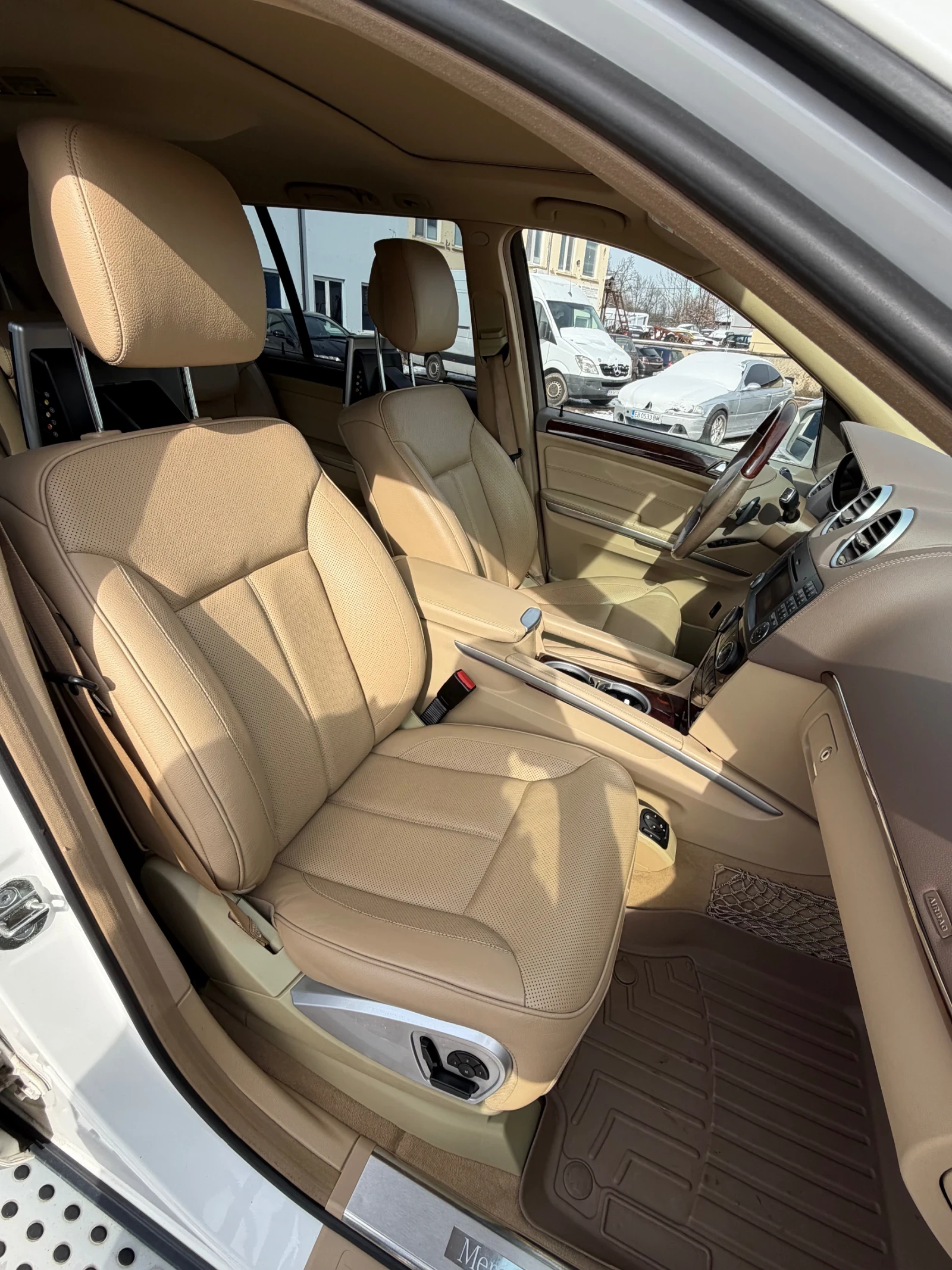 Mercedes-Benz GL 550 Grand Edition AMG - изображение 9