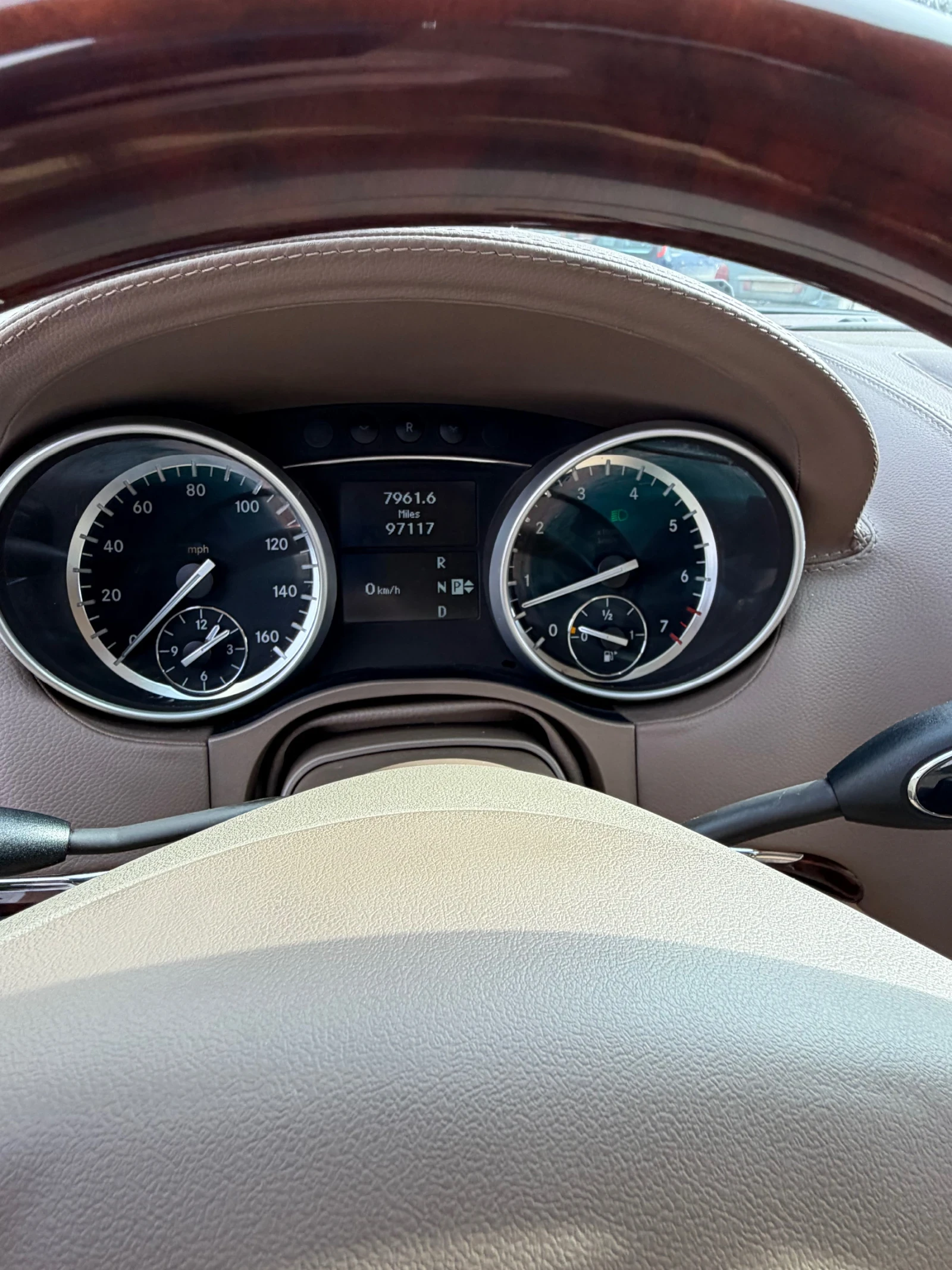 Mercedes-Benz GL 550 Grand Edition AMG - изображение 10