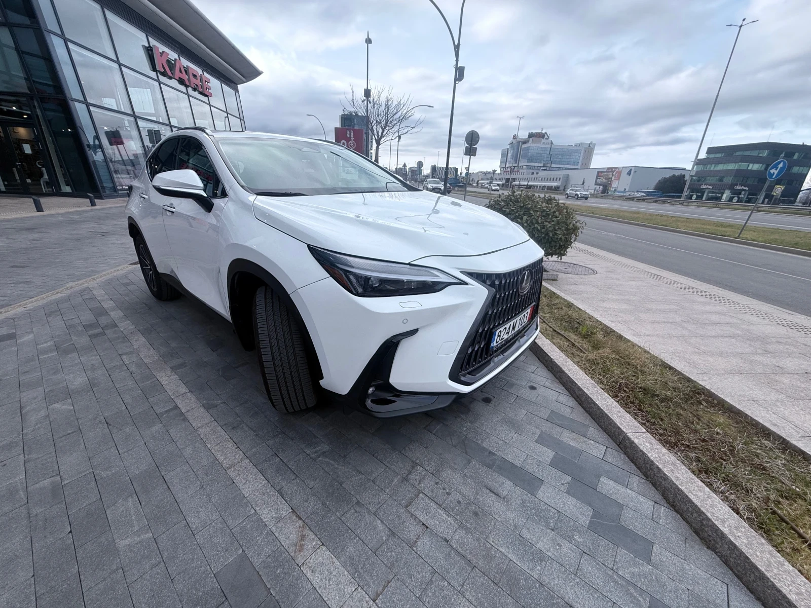 Lexus NX, снимка 5 - Автомобили и джипове - 53939342