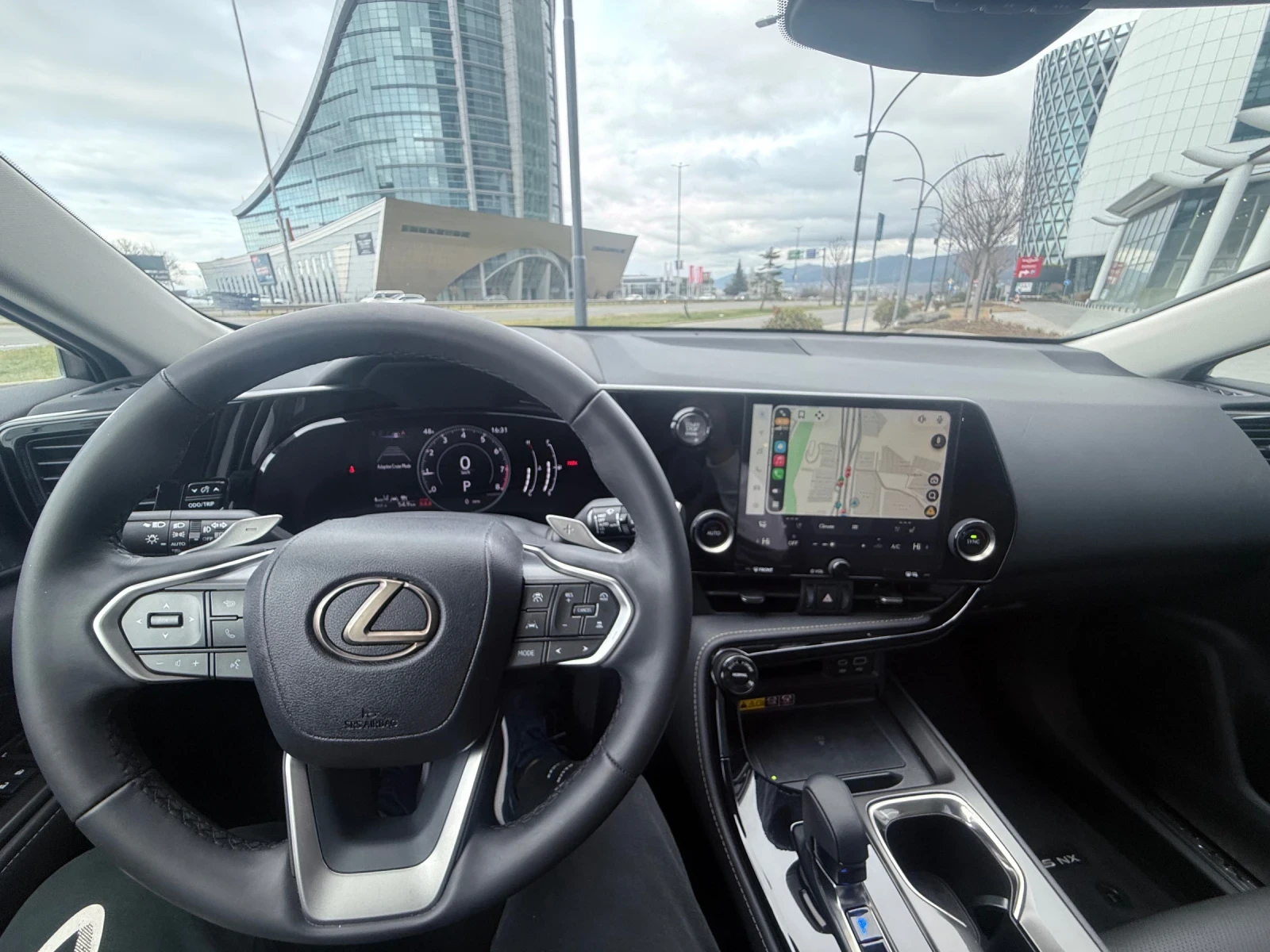 Lexus NX, снимка 8 - Автомобили и джипове - 53939342