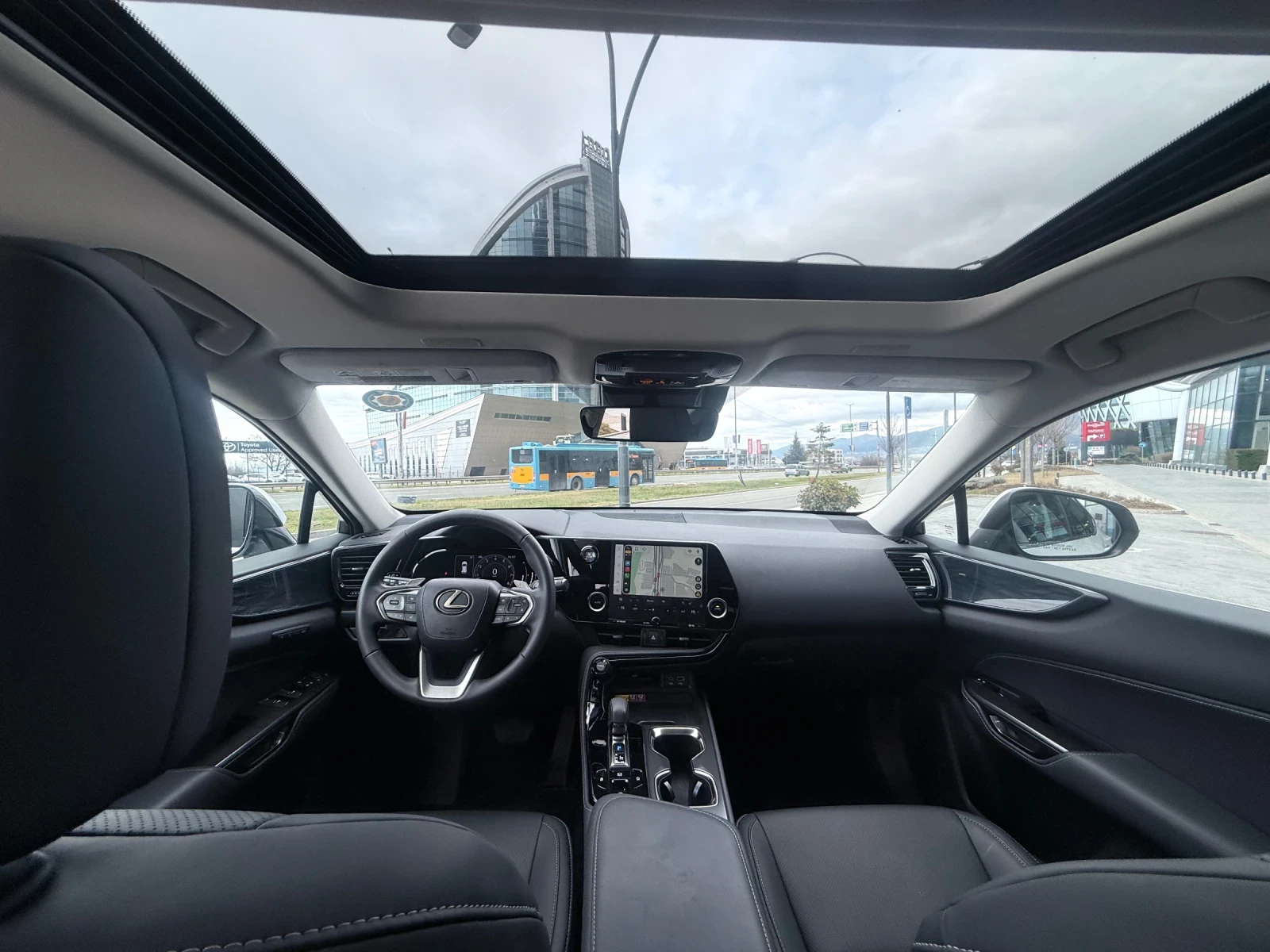 Lexus NX, снимка 11 - Автомобили и джипове - 53939342