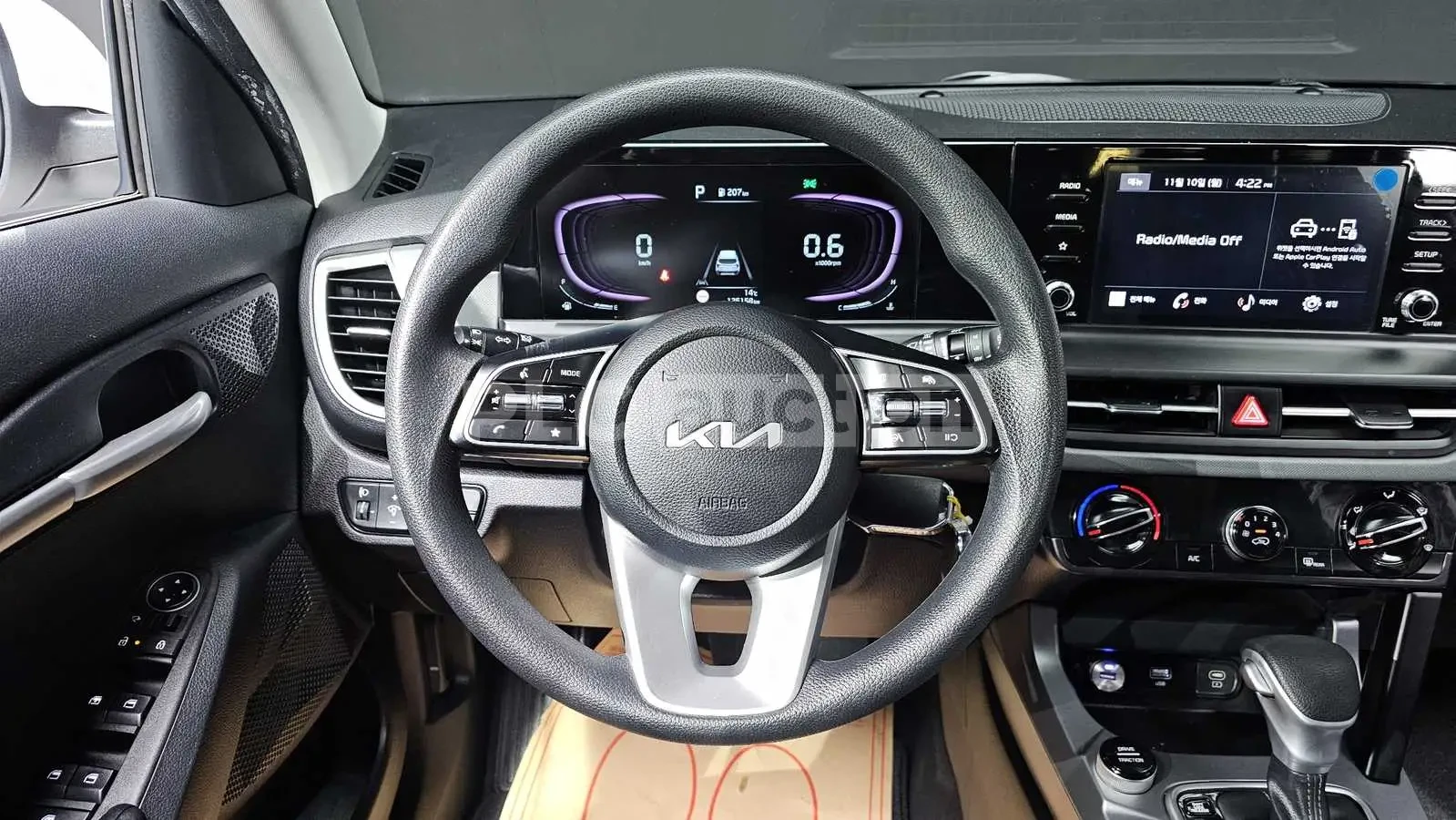 Kia Seltos, снимка 14 - Автомобили и джипове - 54108866