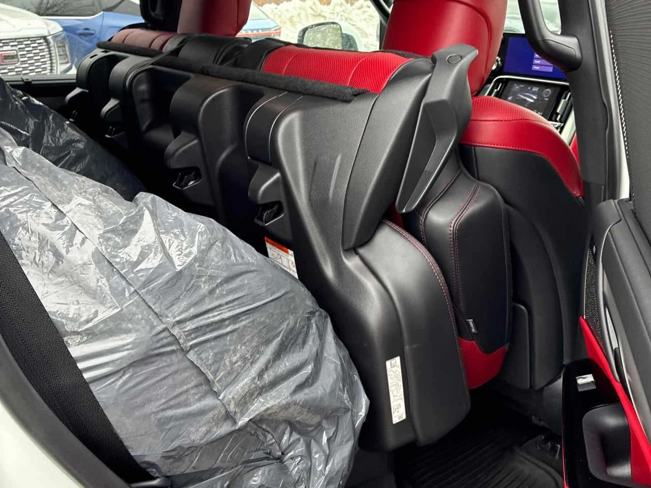 Lexus LX 600 CARFAX | Mobile.bg � ����������� 12