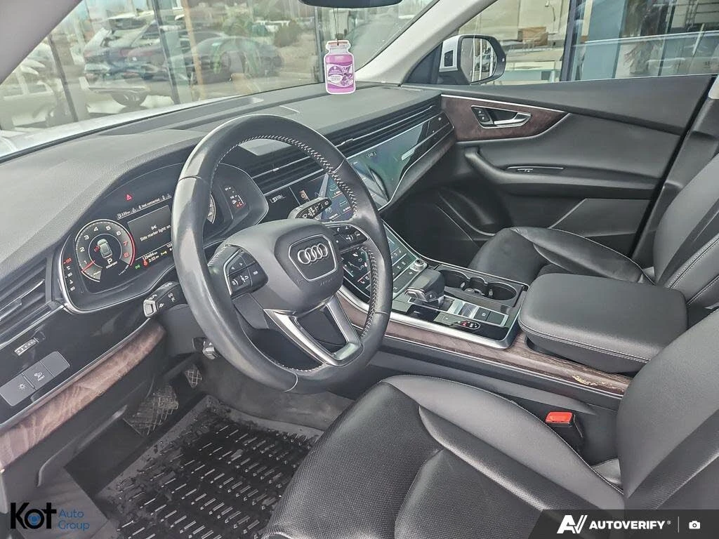 Audi Q8 PROGRESSIV 55TFSI| DISTRNIC| 360 КАМЕРА| ПАНО, снимка 6 - Автомобили и джипове - 54373029