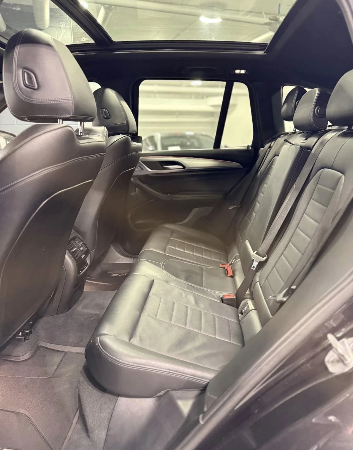 BMW X3 М40i * CARPLAY * 360 CAMERA * PREMIUM PACKAGE * , снимка 14 - Автомобили и джипове - 54573593