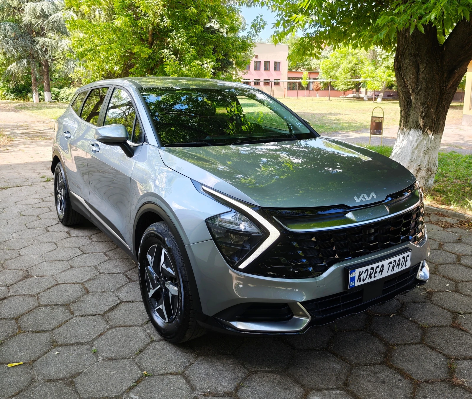 Kia Sportage 2.0 CRDI 4x4, снимка 2 - Автомобили и джипове - 54736407