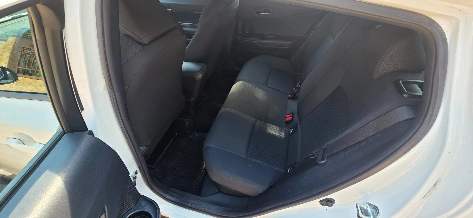 Toyota C-HR, снимка 8 - Автомобили и джипове - 54802093