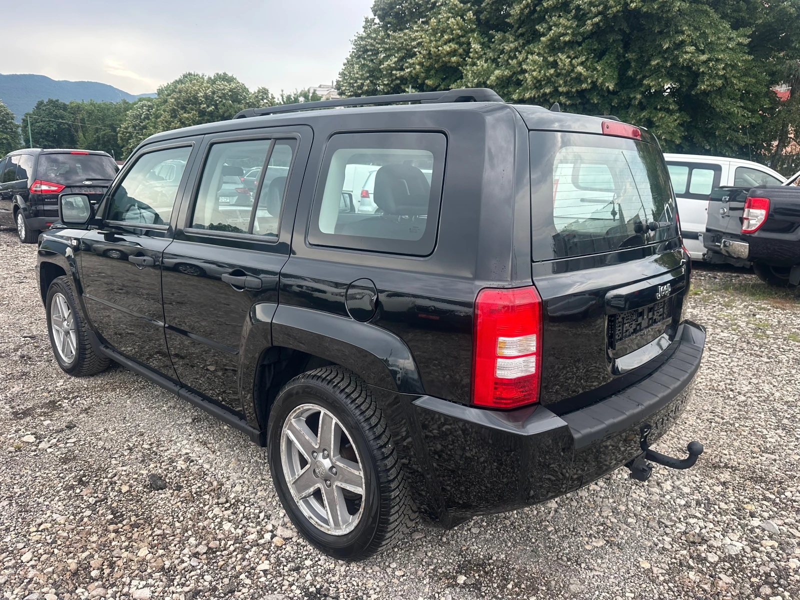 Jeep Patriot 2.0CRDI 140kc 4x4, снимка 5 - Автомобили и джипове - 55013305