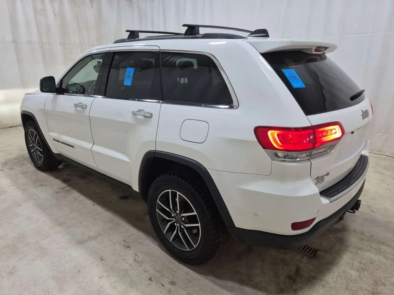 Jeep Grand cherokee * LIMITED * АВТОКРЕДИТ БЕЗ ПЪРВОНАЧАЛНА ВНОСКА* , снимка 4 - Автомобили и джипове - 55244219