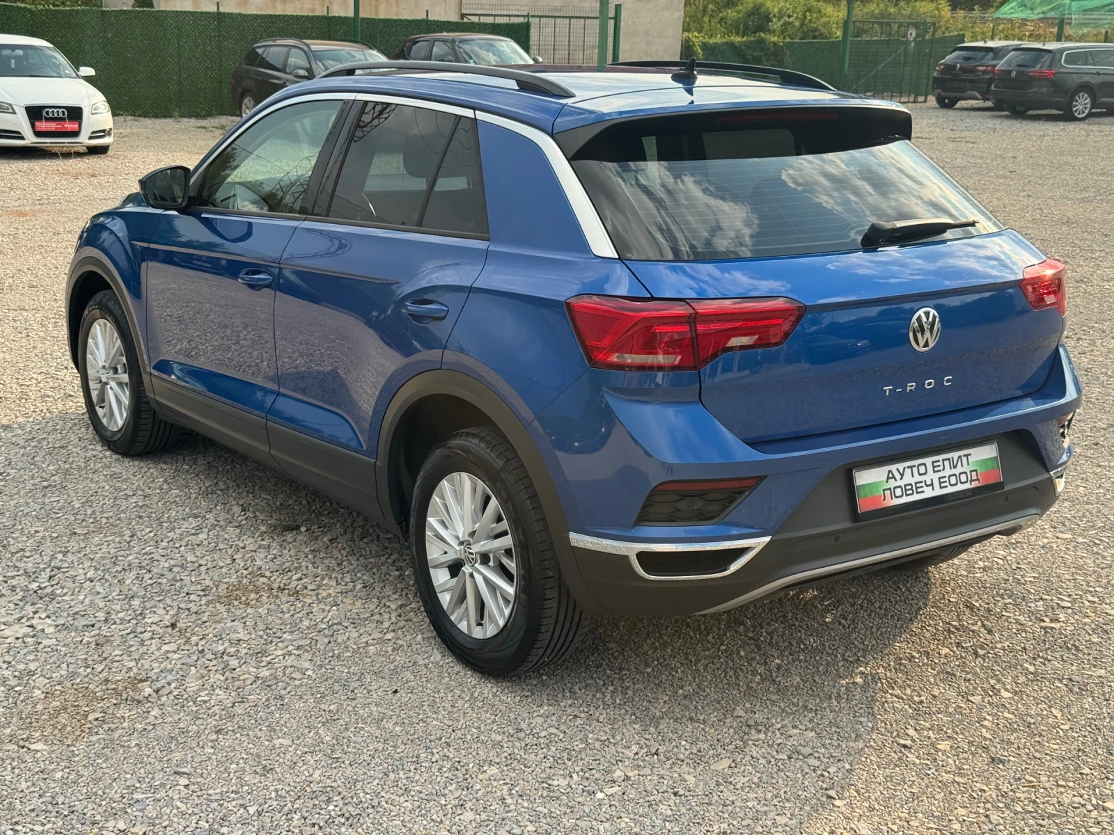VW T-Roc 2.0, Автомат, Нави, Подгрев, Камера, снимка 5 - Автомобили и джипове - 55603248