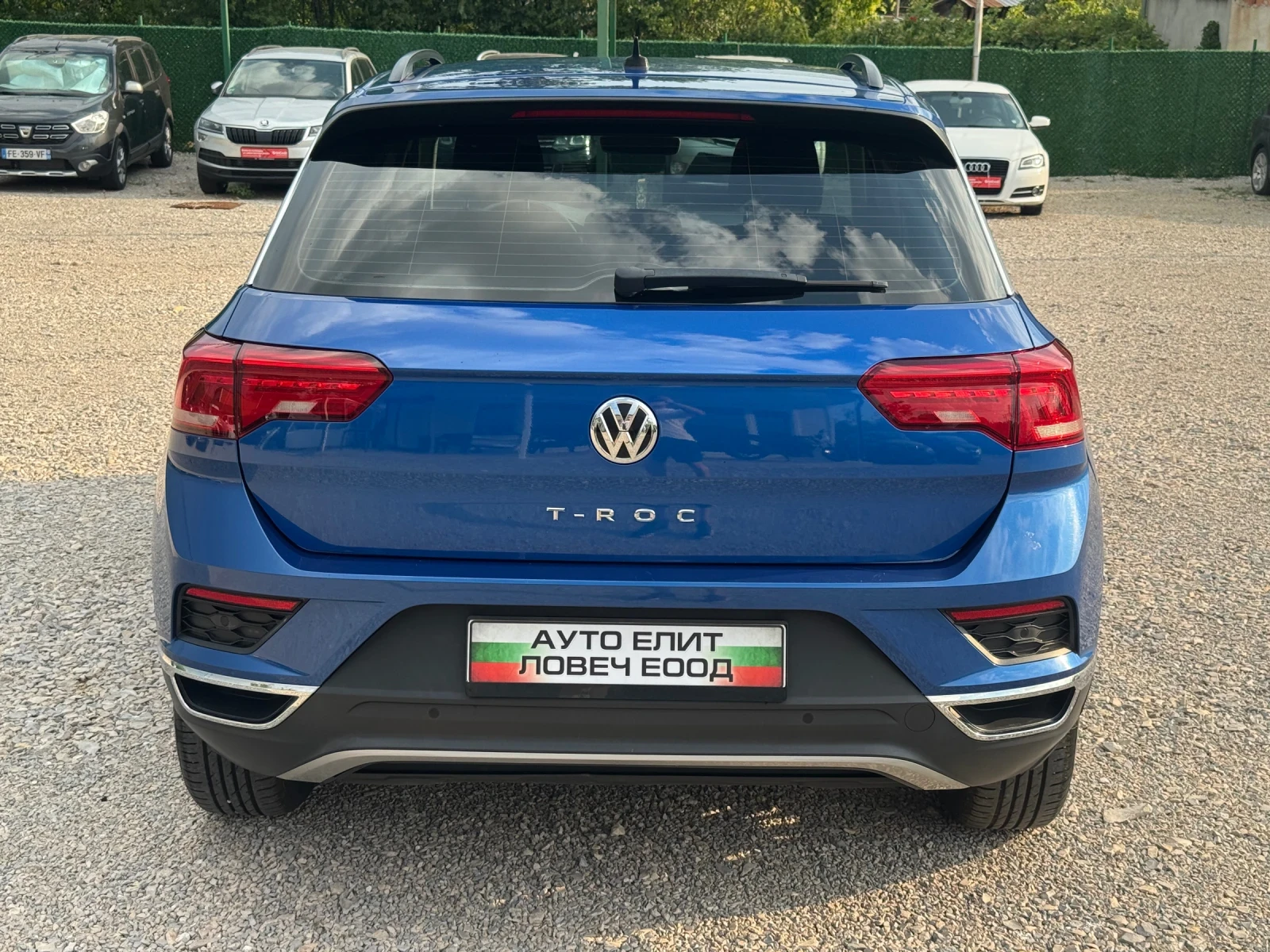 VW T-Roc 2.0, Автомат, Нави, Подгрев, Камера, снимка 4 - Автомобили и джипове - 55603248