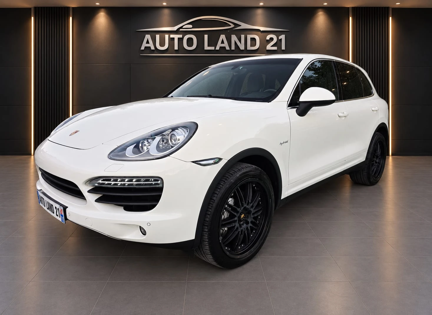 Porsche Cayenne 3.0i* 333кс* HYBRID* 4X4
