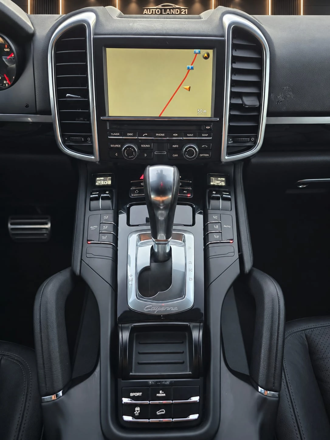 Porsche Cayenne 3.0i* 333кс* HYBRID* 4X4, снимка 16 - Автомобили и джипове - 56019713