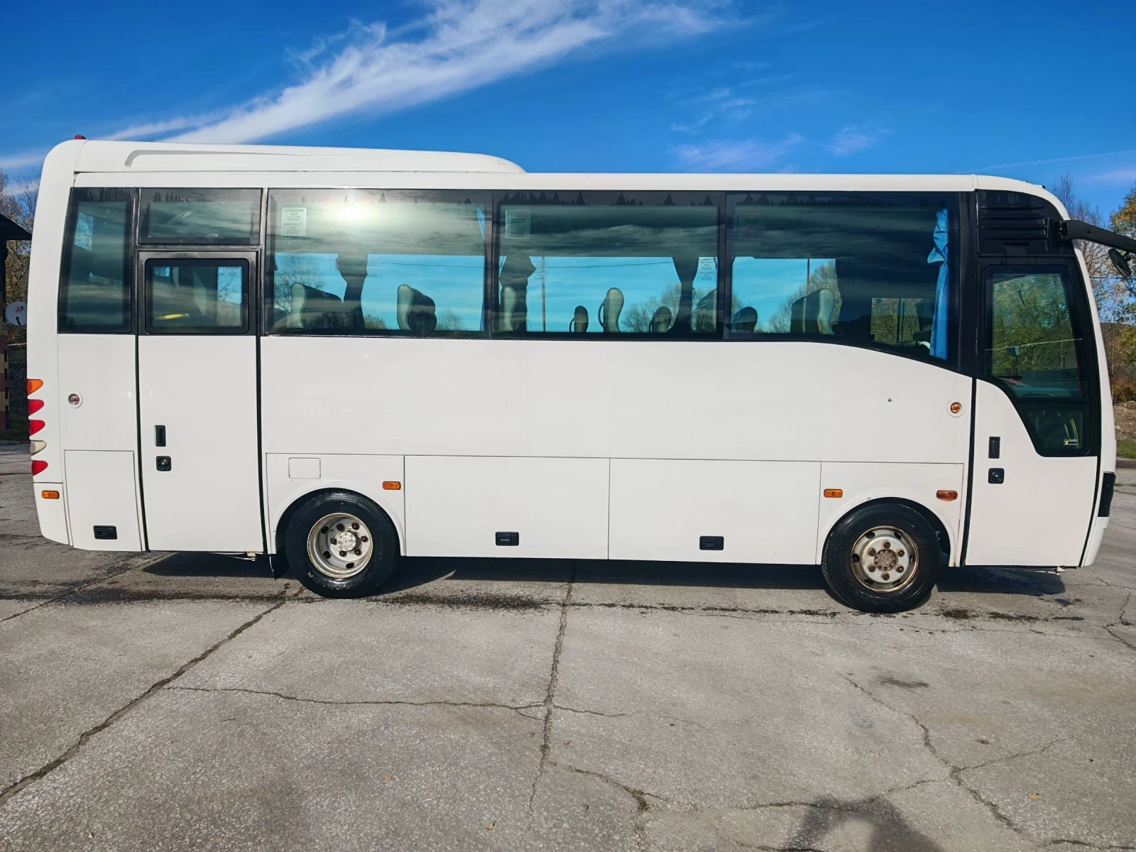 Isuzu Campo turquoise - изображение 4