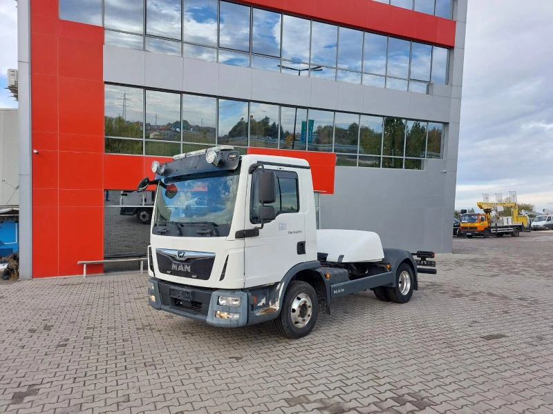 Man Tgm 8.220