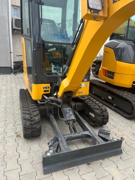 Багер LiuGong 9018F, снимка 9