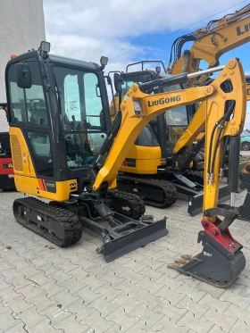 Багер LiuGong 9018F, снимка 6