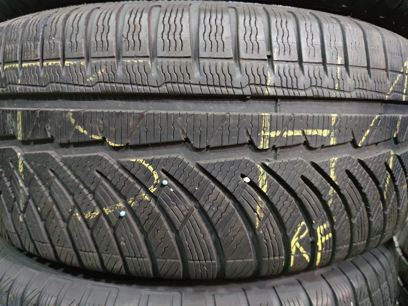  245/45R18 | Mobile.bg   3