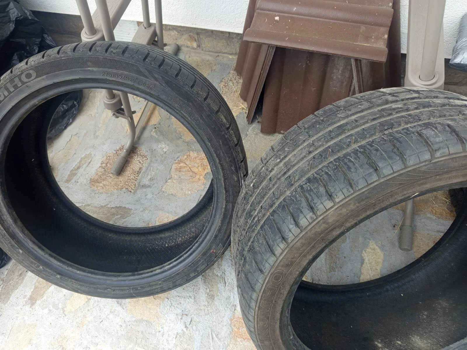 Гуми Летни 275/35R20, снимка 3 - Гуми и джанти - 54607421
