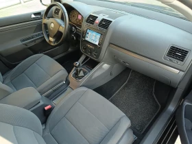 VW Golf 1.6MPI 102к.с., снимка 12