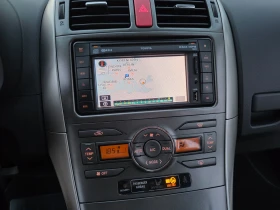 Toyota Auris 1.6 VVTI Автоматик Навигация - цена по договаряне - 55387922 13