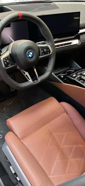 BMW 540 XDrive, B&W, Panorama, Гаранция 2028. - 77900 € / 152359.16 лв. - 87603278 3
