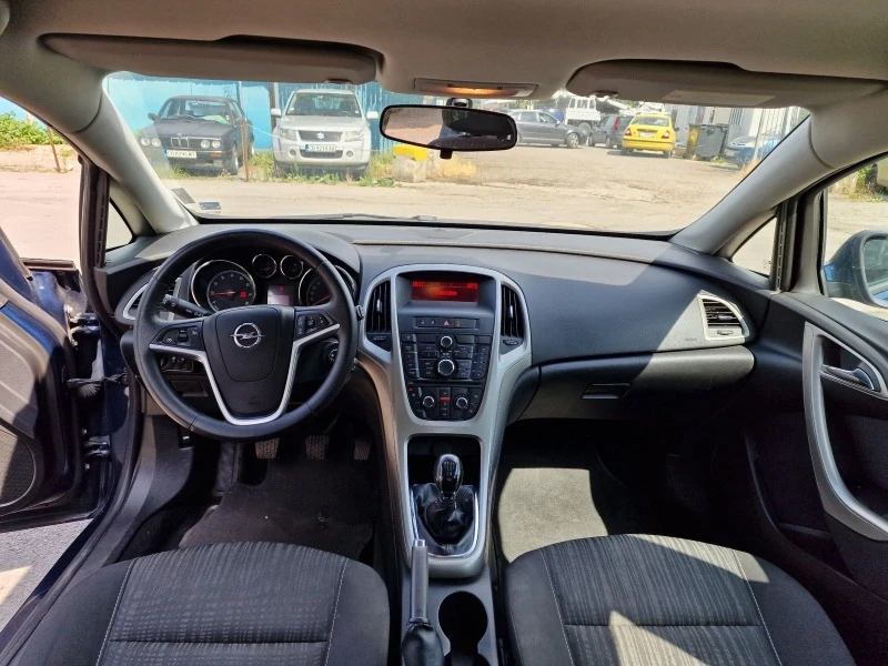 Opel Astra 1.6i, снимка 10 - Автомобили и джипове - 46388052