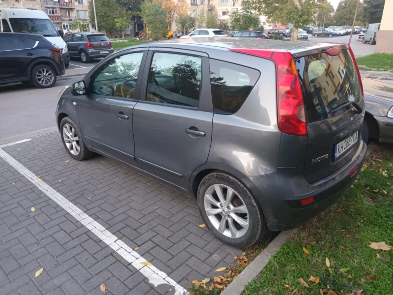 Nissan Note 1.4, снимка 7 - Автомобили и джипове - 47847462