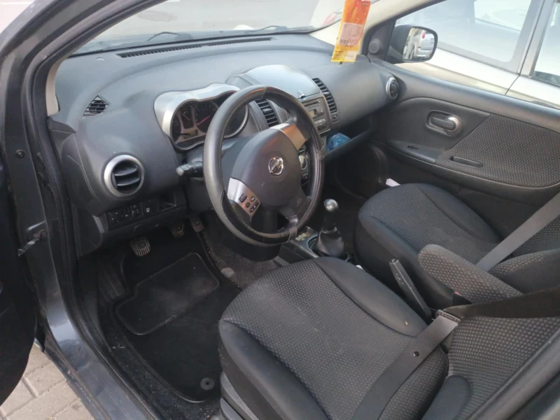 Nissan Note 1.4, снимка 2 - Автомобили и джипове - 47847462