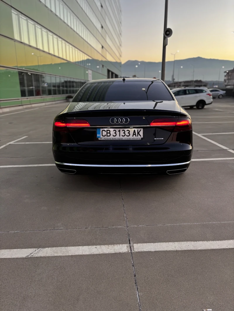 Audi A8, снимка 2 - Автомобили и джипове - 48068885