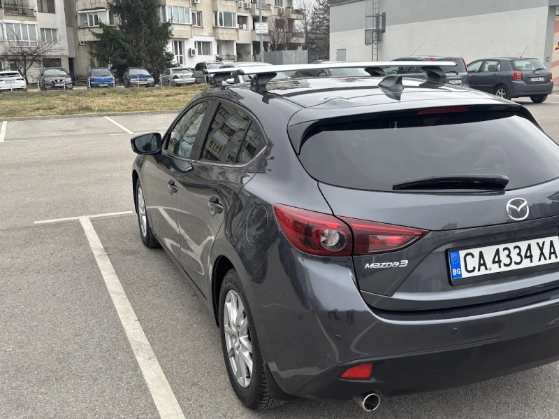 Mazda 3, снимка 12 - Автомобили и джипове - 48257675