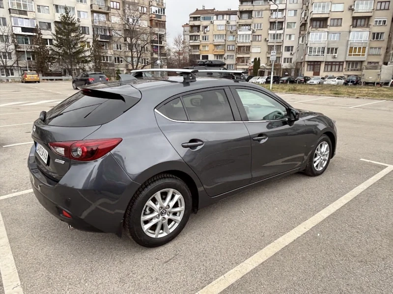 Mazda 3, снимка 9 - Автомобили и джипове - 48257675