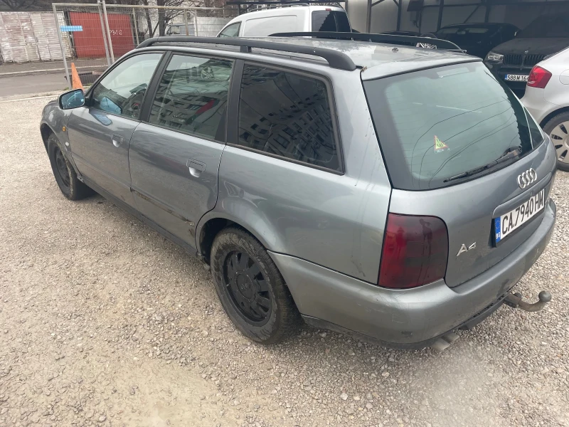 Audi A4 2, 6 Газ Цяла за Части, снимка 3 - Автомобили и джипове - 48309746