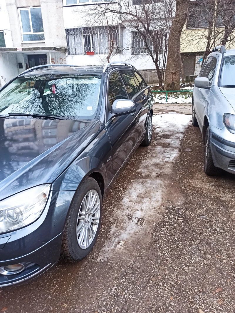 Mercedes-Benz C 320 CDI, снимка 2 - Автомобили и джипове - 48770900