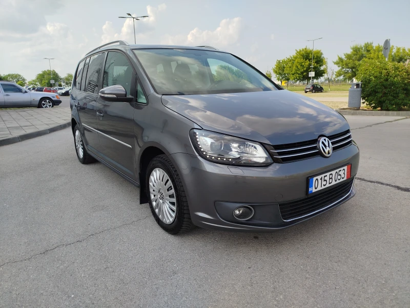 VW Touran 1.4tsi-Xenon-Panorama, снимка 8 - Автомобили и джипове - 50658713