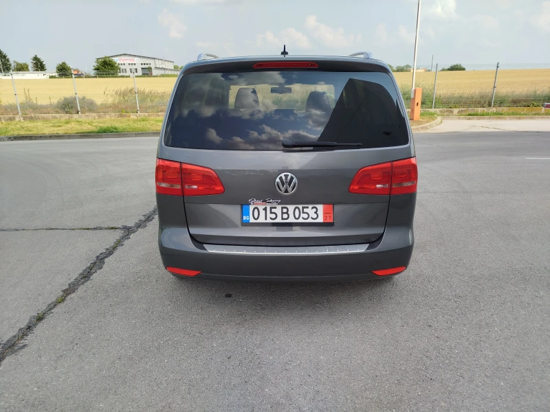 VW Touran 1.4tsi-Xenon-Panorama, снимка 5 - Автомобили и джипове - 50658713