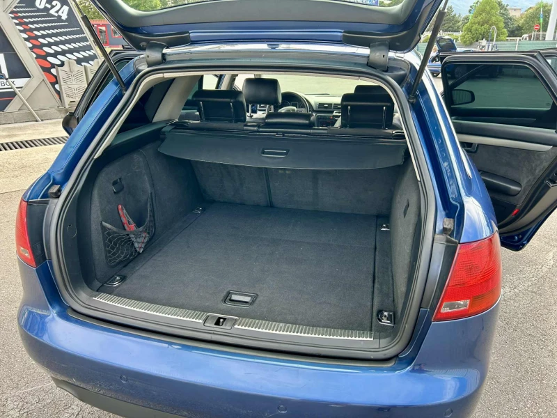 Audi A4 D, снимка 7 - Автомобили и джипове - 52063351
