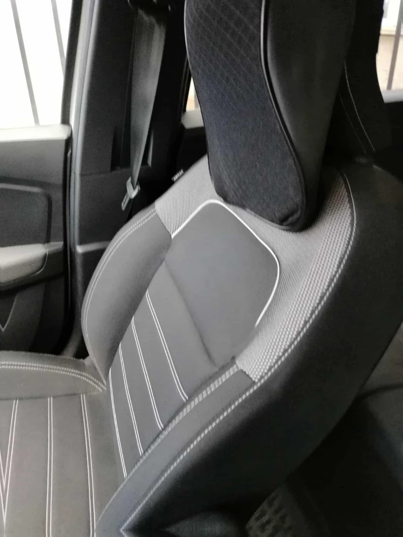 Dacia Jogger 1.0, снимка 14 - Автомобили и джипове - 52708732