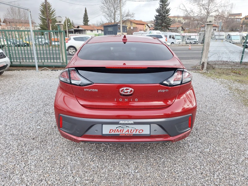 Hyundai Ioniq  1.6 Gdi Plug-In Hybrid!, снимка 4 - Автомобили и джипове - 53486464