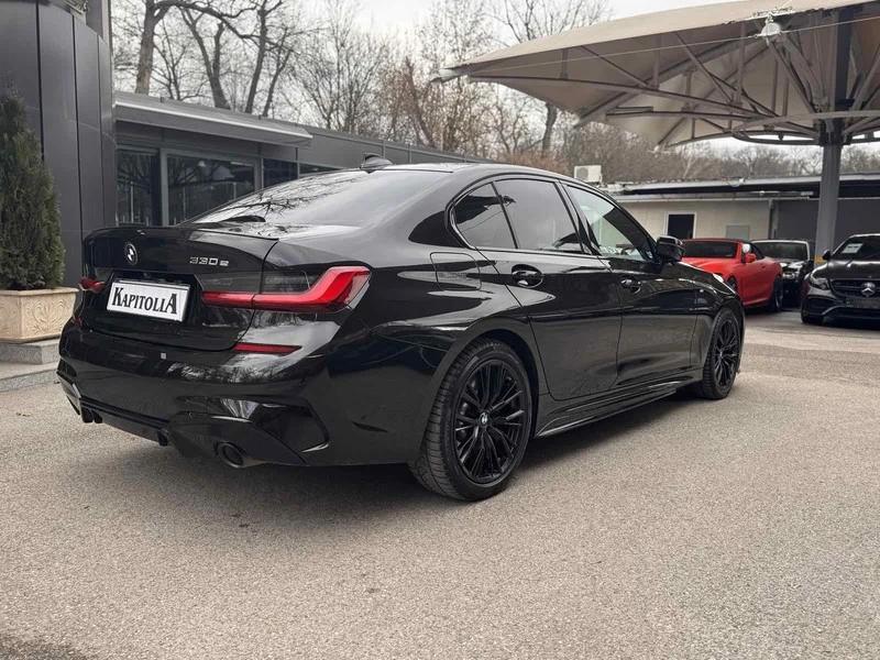 BMW 330 e Plug-in Hybrid, снимка 5 - Автомобили и джипове - 52748827