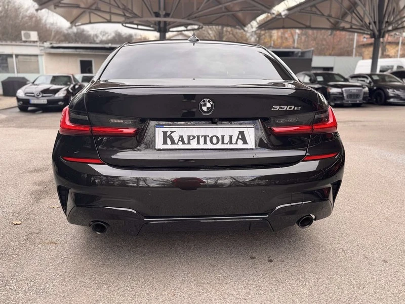 BMW 330 e Plug-in Hybrid, снимка 6 - Автомобили и джипове - 52748827
