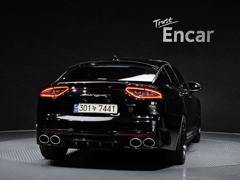 Kia Stinger 2.0 Automatic, снимка 4 - Автомобили и джипове - 55587271