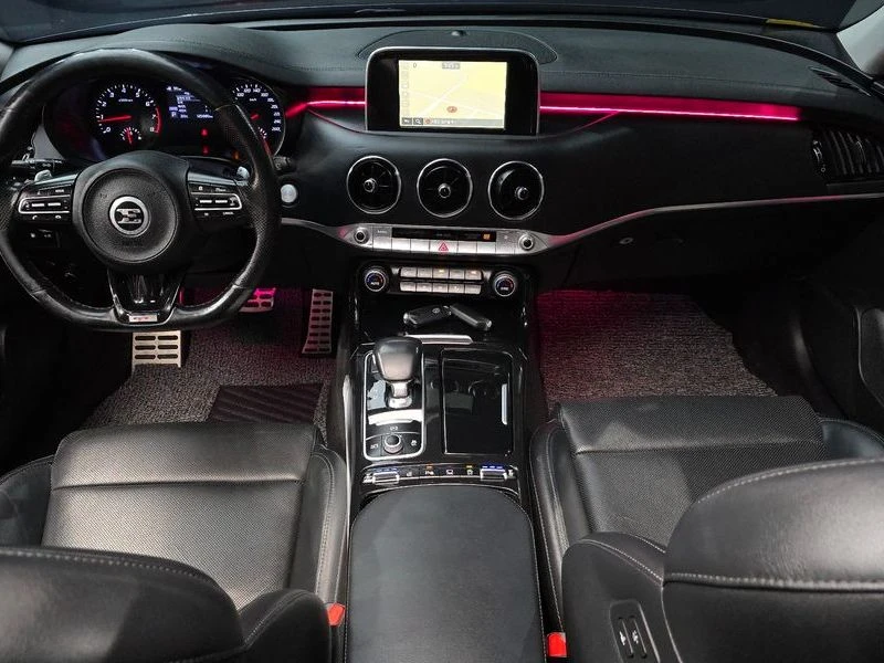 Kia Stinger 2.0 Automatic, снимка 7 - Автомобили и джипове - 55587271