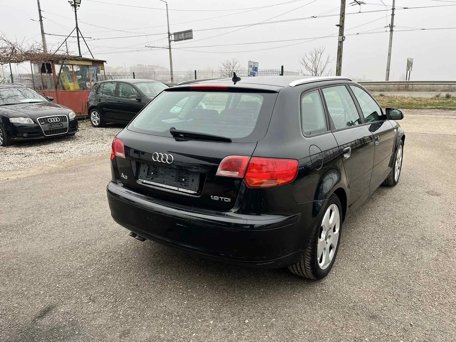 Audi A3 1.9TDI КОЖА NAVI Individual SpotBack - изображение 6