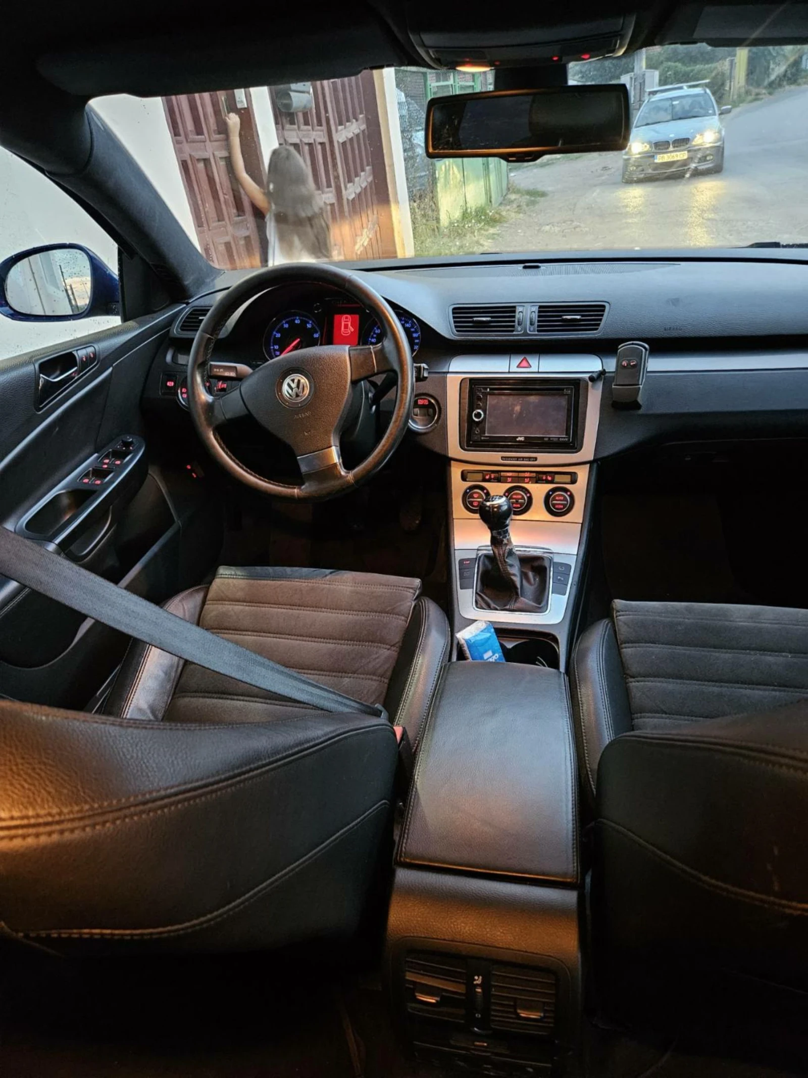 VW Passat 2.0 Benzin. 150. кс - изображение 7