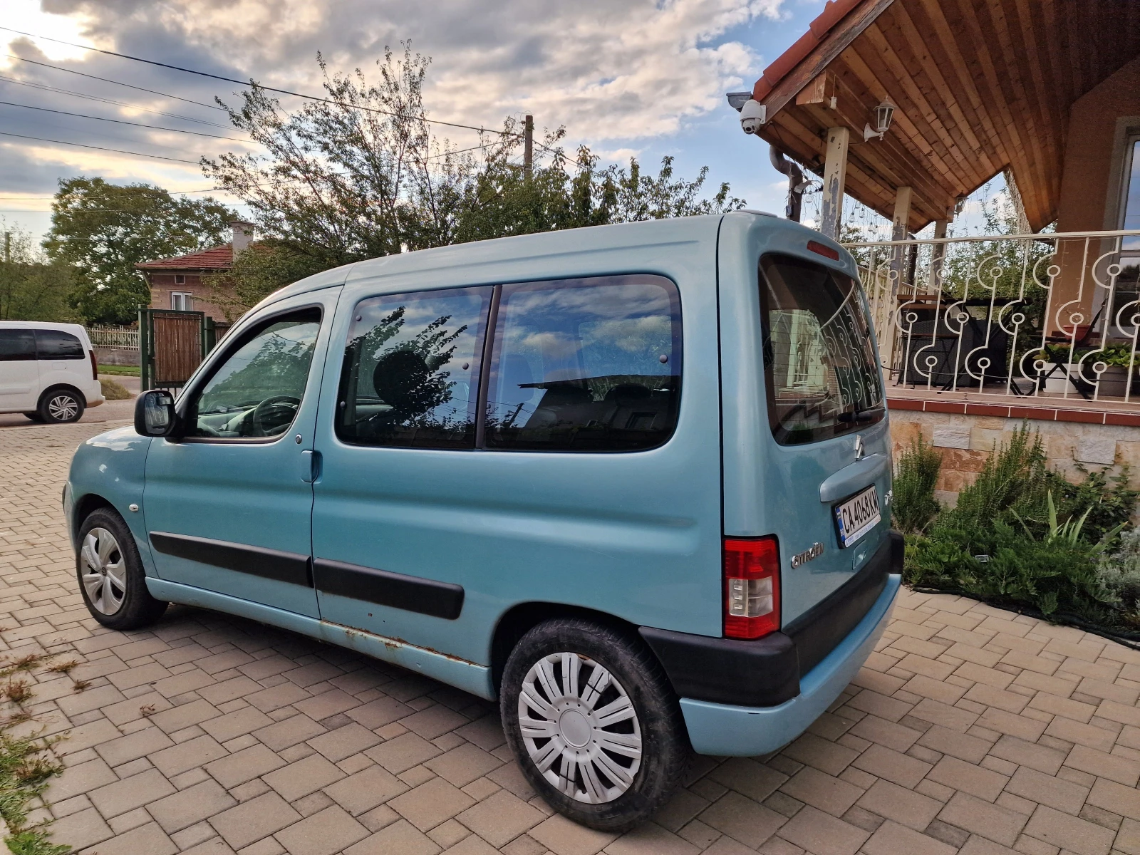 Citroen Berlingo 1.6 hdi - изображение 4